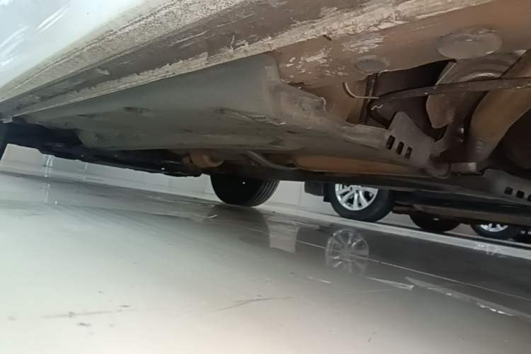 Used Volkswagen Polo 2016 1.4L Automatic Trendy Model Left Side Sill