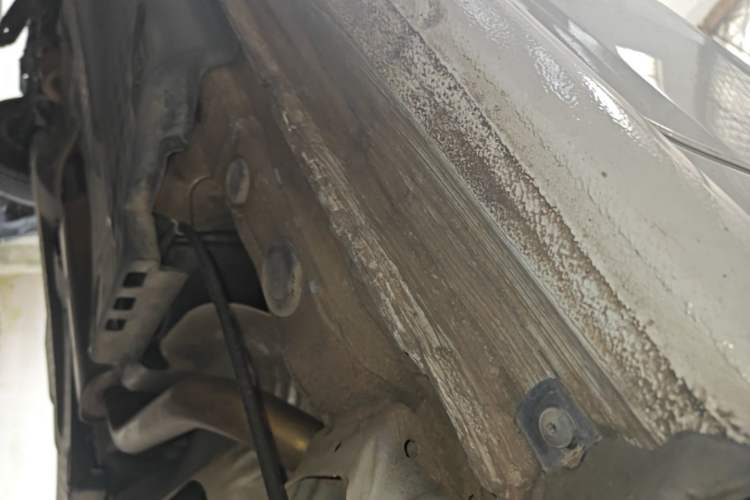 Used Volkswagen Polo 2016 1.4L Automatic Trendy Model Left Side Sill