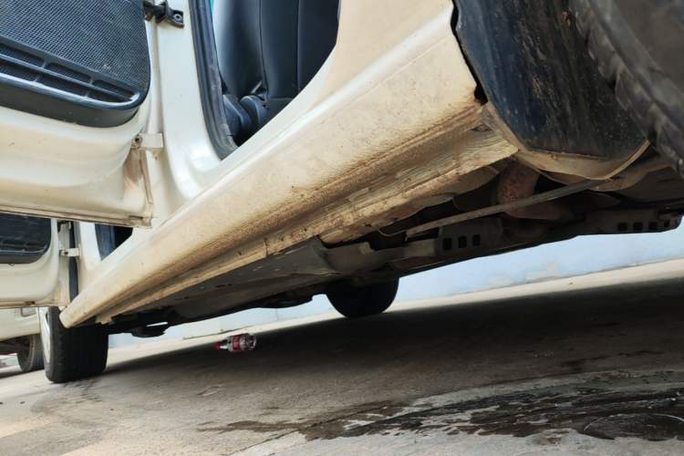 Used Volkswagen Polo 2016 1.4L Manual Fashion Model Left Side Sill