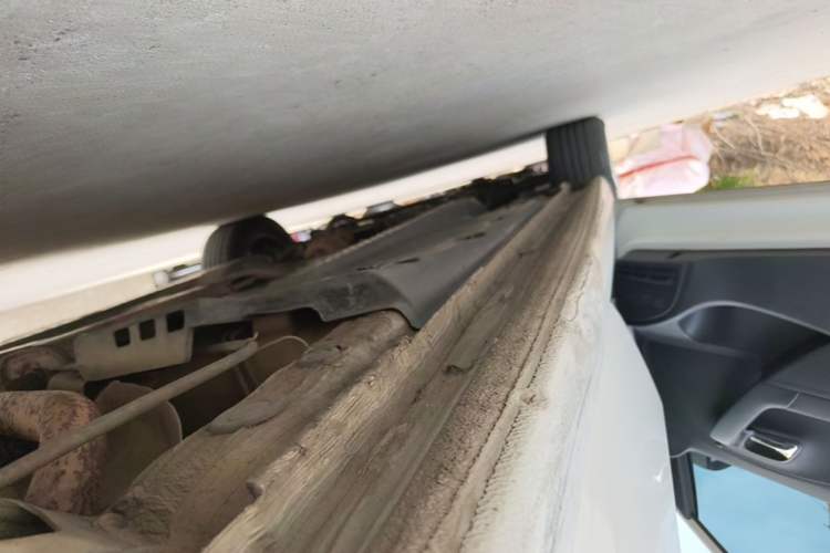 Used Volkswagen Polo 2016 1.4L Automatic Trendy Model Left Side Sill