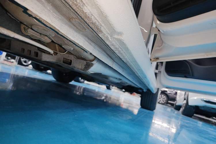Used Volkswagen Polo 2016 1.6L Automatic Comfort Model Left Side Sill