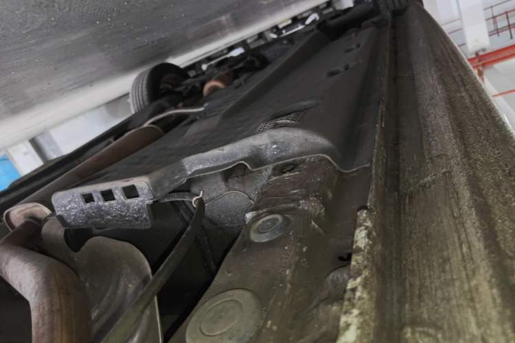 Used Volkswagen Polo 2016 1.6L Automatic Comfort Model Left Side Sill
