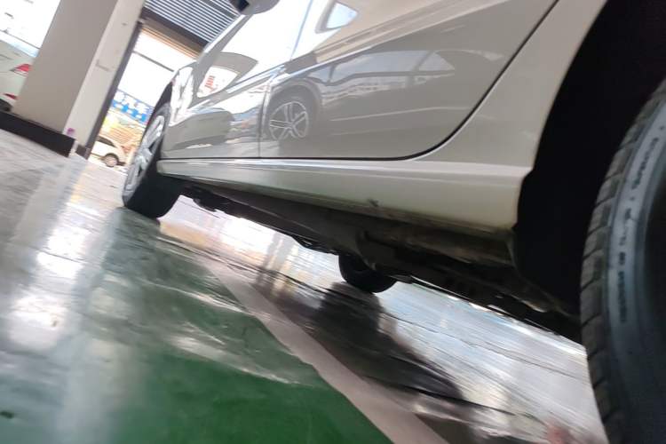 Used Volkswagen Polo 2016 1.4L Automatic Trendy Model Left Side Sill