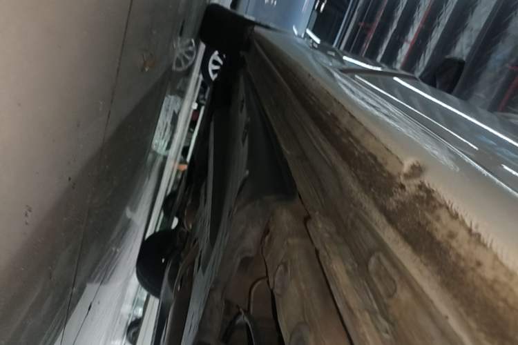 Used Volkswagen Polo 2016 1.6L Manual Comfort Model Left Side Sill