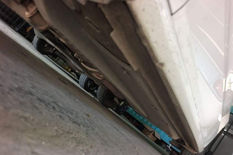Used Volkswagen Polo 2016 1.6L Automatic Comfort Model Left Side Sill