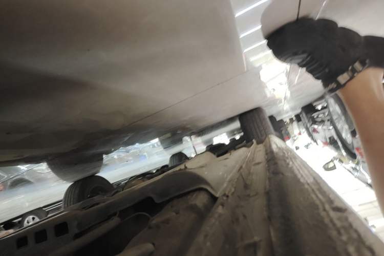 Used Volkswagen Polo 2016 1.6L Automatic Comfort Model Left Side Sill