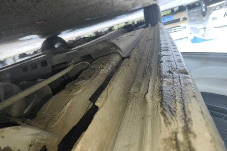 Used Volkswagen Polo 2016 1.4L Automatic Trendy Model Left Side Sill