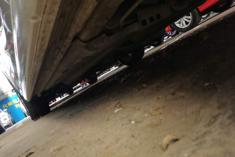 Used Volkswagen Polo 2016 1.6L Automatic Comfort Model Left Side Sill