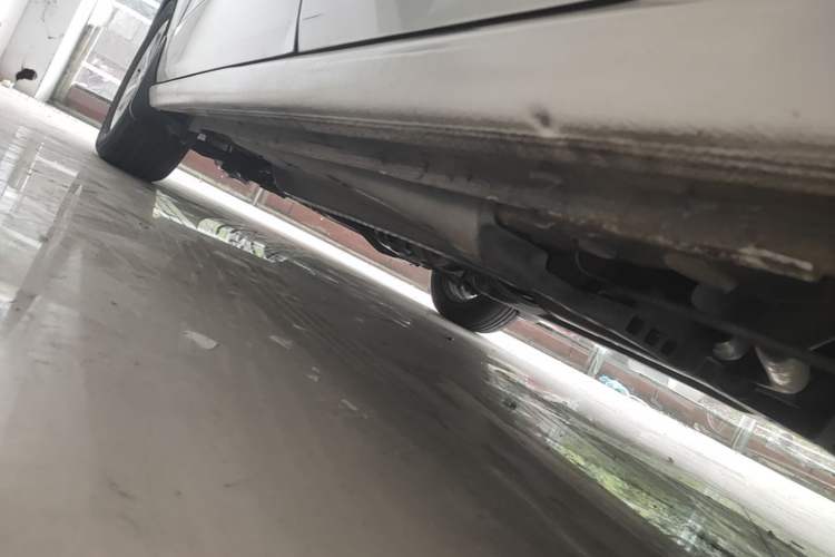 Used Volkswagen Polo 2016 1.4L Automatic Trendy Model Left Side Sill