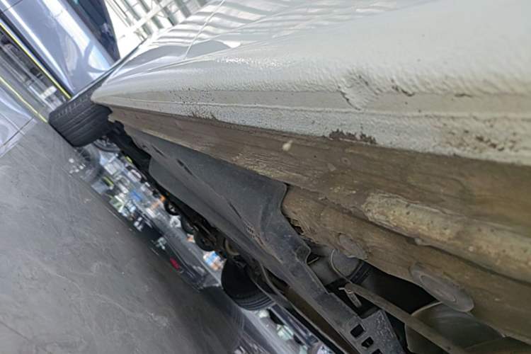 Used Volkswagen Polo 2016 1.4L Manual Fashion Model Left Side Sill