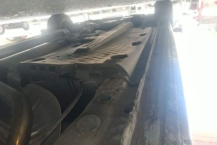 Used Volkswagen Polo 2016 1.6L Automatic Comfort Model Left Side Sill