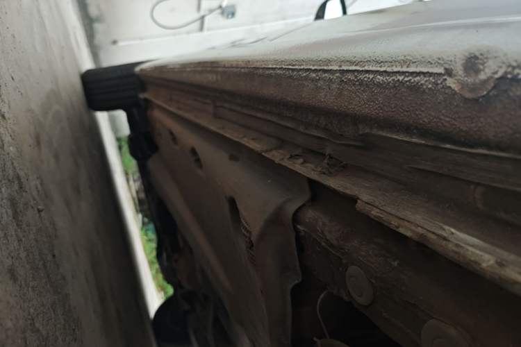 Used Volkswagen Polo 2016 1.4L Manual Fashion Model Left Side Sill