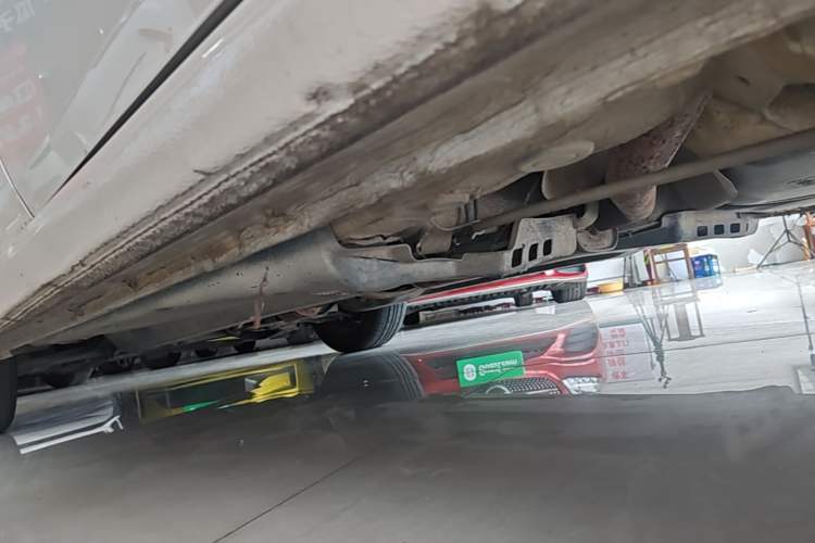 Used Volkswagen Polo 2016 1.6L Automatic Comfort Model Left Side Sill