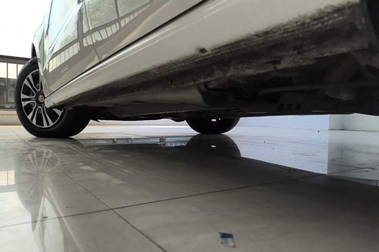 Used Volkswagen Polo 2016 1.4L Automatic Trendy Model Left Side Sill