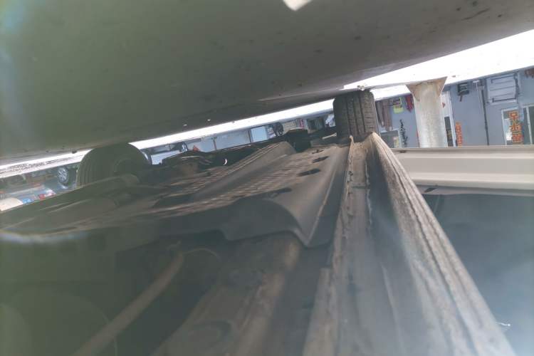 Used Volkswagen Polo 2016 1.4L Manual Fashion Model Left Side Sill