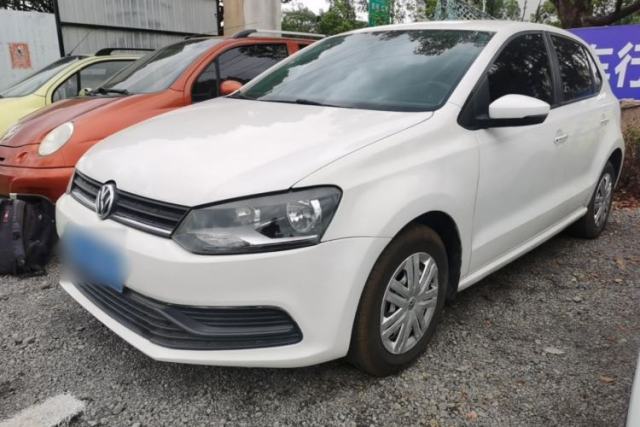 Ojetý Volkswagen Polo 2016 1.4L Manual Fashion Model