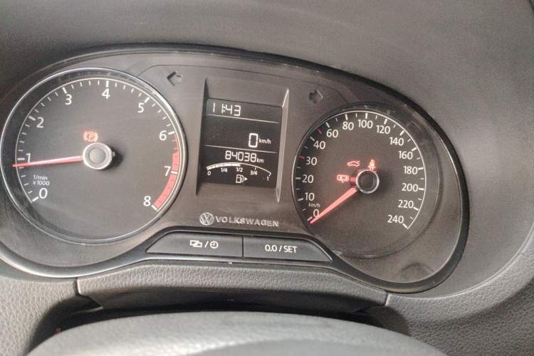 Used Volkswagen Polo 2016 1.4L Manual Fashion Model Odometer Close Up