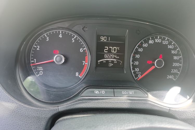 Used Volkswagen Polo 2016 1.4L Manual Fashion Model Odometer Close Up