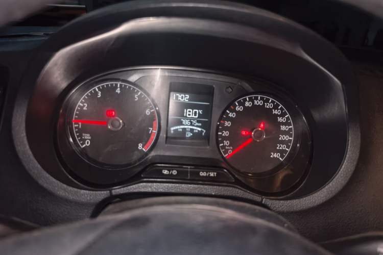 Used Volkswagen Polo 2016 1.4L Manual Fashion Model Odometer Close Up