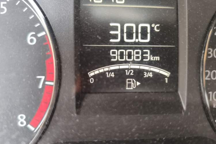 Used Volkswagen Polo 2016 1.4L Manual Fashion Model Odometer Close Up