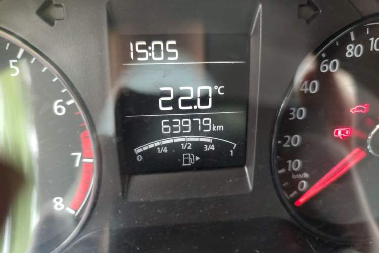 Used Volkswagen Polo 2016 1.4L Manual Fashion Model Odometer Close Up