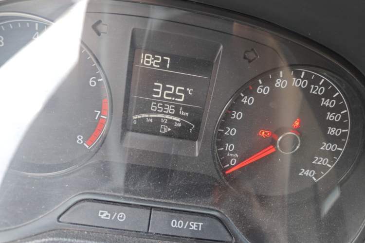 Used Volkswagen Polo 2016 1.4L Manual Fashion Model Odometer Close Up