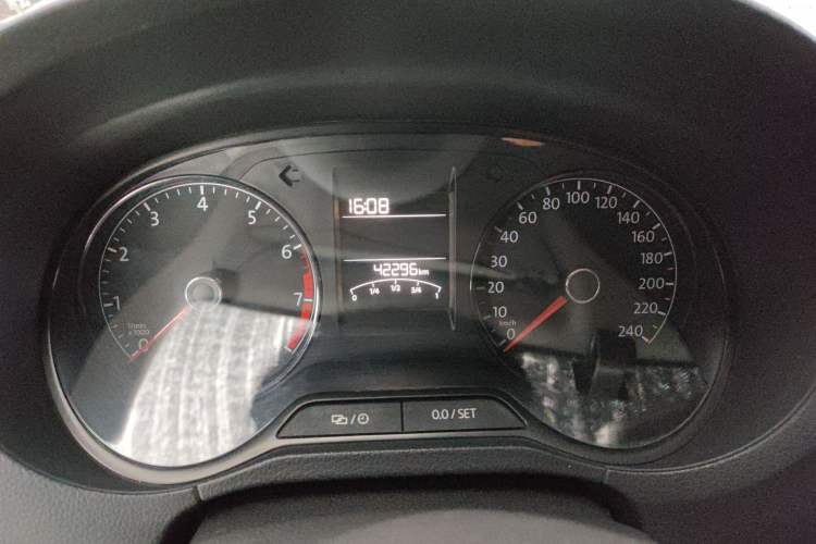 Used Volkswagen Polo 2016 1.4L Manual Fashion Model Odometer Close Up