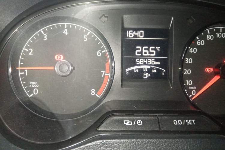 Used Volkswagen Polo 2016 1.4L Manual Fashion Model Odometer Close Up
