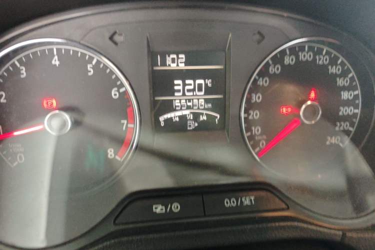 Used Volkswagen Polo 2016 1.4L Manual Fashion Model Odometer Close Up