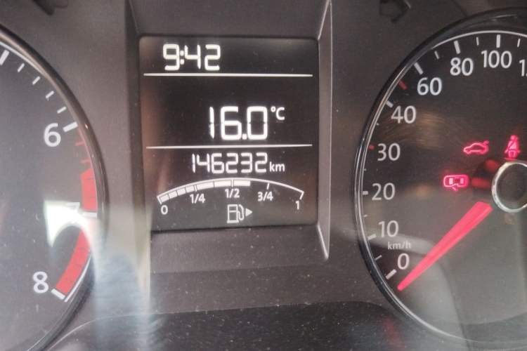 Used Volkswagen Polo 2016 1.4L Manual Fashion Model Odometer Close Up