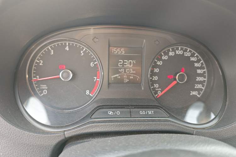 Used Volkswagen Polo 2016 1.4L Manual Fashion Model Odometer Close Up