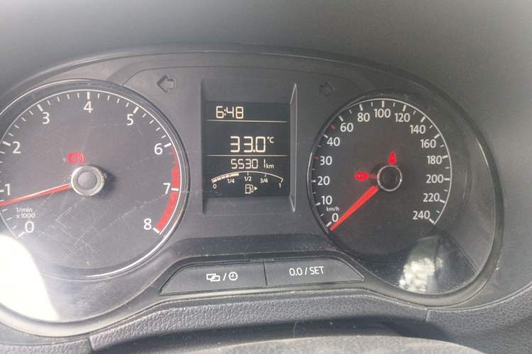 Used Volkswagen Polo 2016 1.4L Manual Fashion Model Odometer Close Up