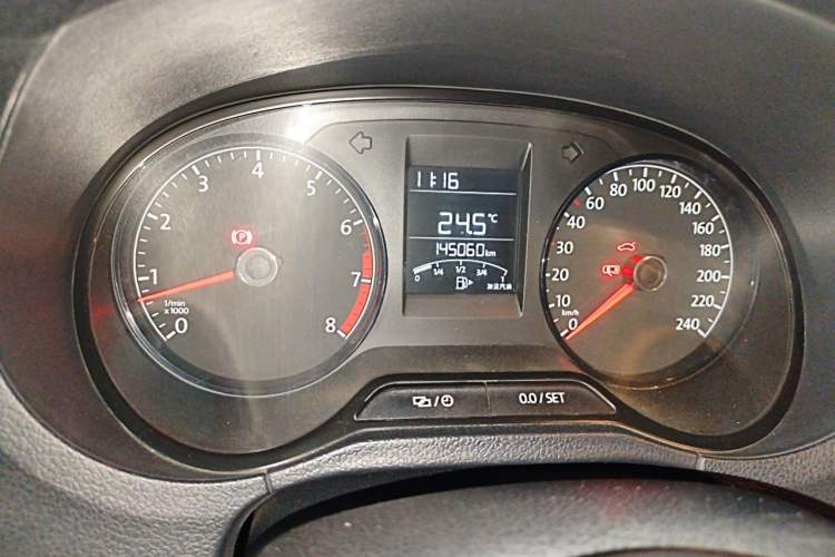Used Volkswagen Polo 2016 1.4L Manual Fashion Model Odometer Close Up