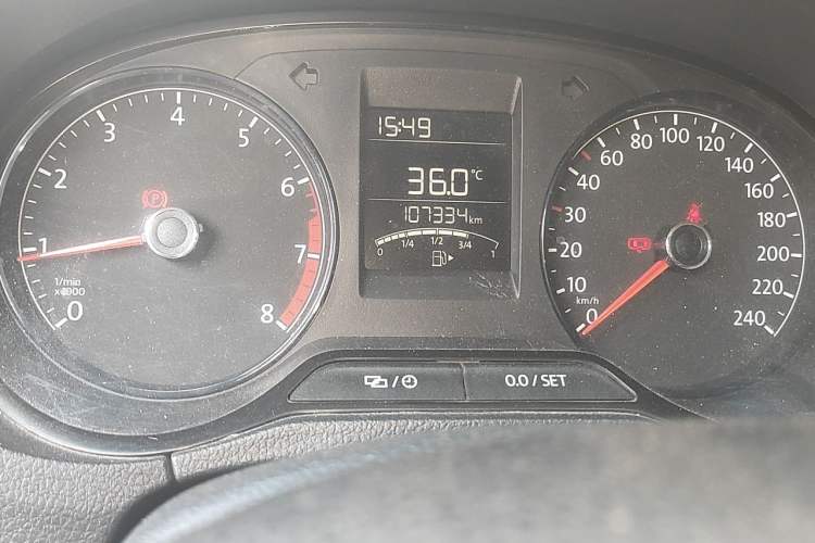Used Volkswagen Polo 2016 1.4L Manual Fashion Model Odometer Close Up