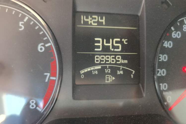 Used Volkswagen Polo 2016 1.4L Manual Fashion Model Odometer Close Up