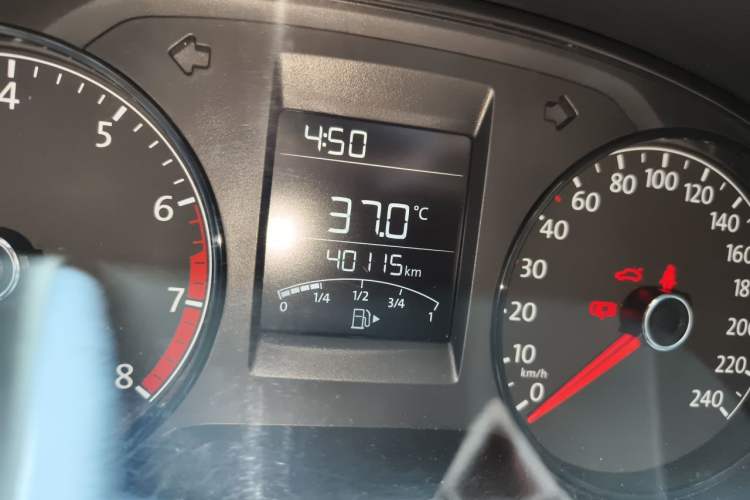 Used Volkswagen Polo 2016 1.4L Manual Fashion Model Odometer Close Up