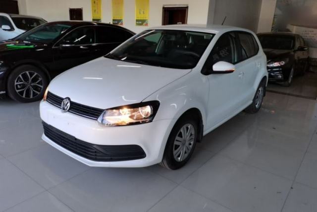Ojetý Volkswagen Polo 2016 1.4L Automatic Trendy Model