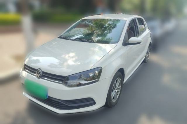 Used Volkswagen Polo 2016 1.4L Manual Fashion Model