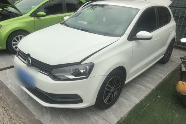 Volkswagen Polo 2016 1.4L Automatic Trendy Model usado