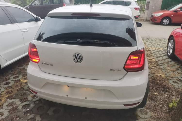 Used Volkswagen Polo 2016 1.4L Manual Fashion Model Rear