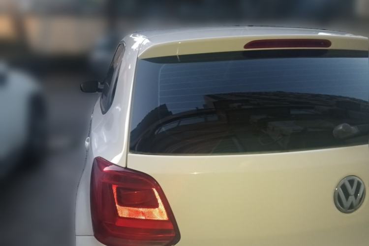 Used Volkswagen Polo 2016 1.4L Manual Fashion Model Rear