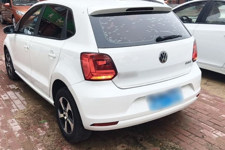 Used Volkswagen Polo 2016 1.4L Manual Fashion Model Rear Left 45 Deg