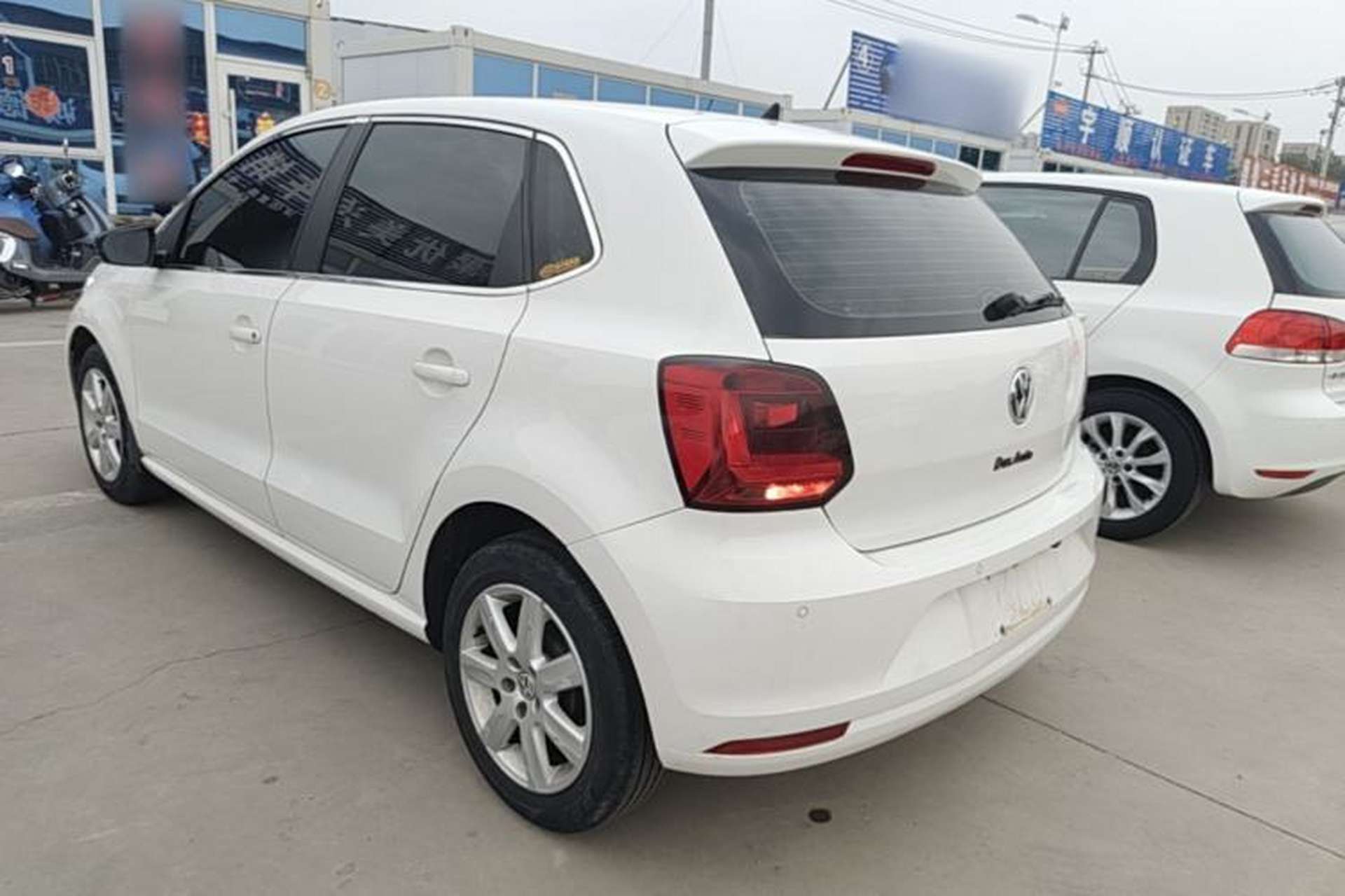 Used Volkswagen Polo 2016 1.6L Automatic Comfort Model Rear Left 45 Deg