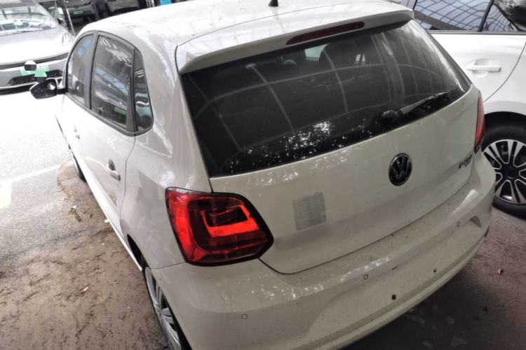 Used Volkswagen Polo 2016 1.6L Automatic Comfort Model Rear Left 45 Deg