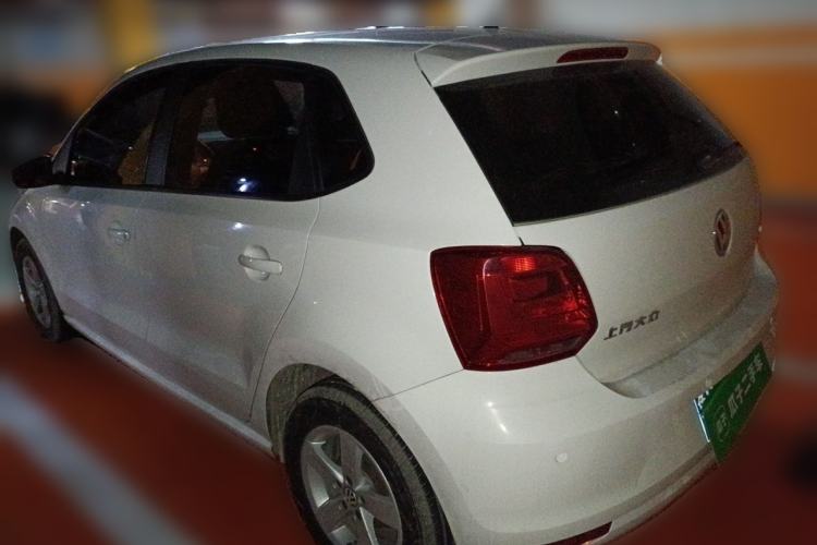 Used Volkswagen Polo 2016 1.4L Automatic Trendy Model Rear Left 45 Deg