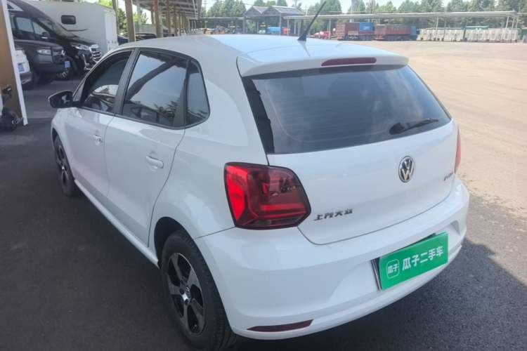 Used Volkswagen Polo 2016 1.4L Automatic Trendy Model Rear Left 45 Deg