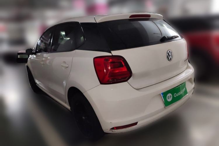 Used Volkswagen Polo 2016 1.4L Manual Fashion Model Rear Left 45 Deg