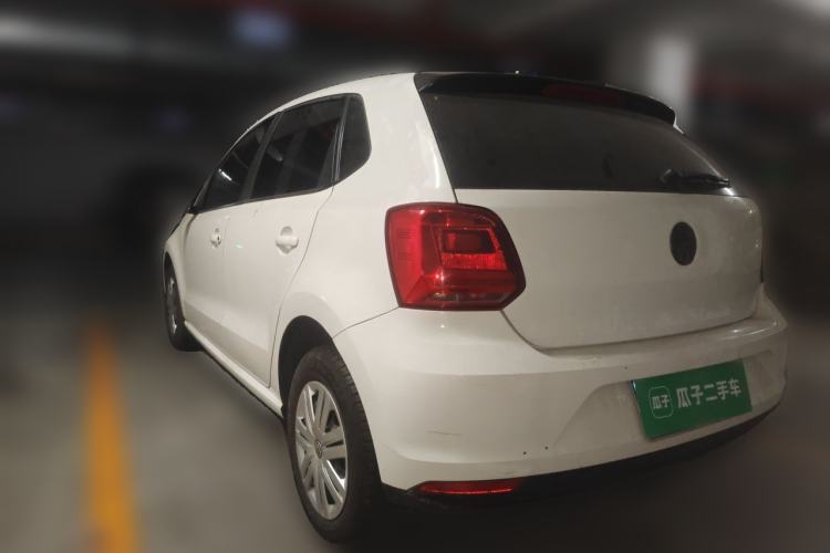 Used Volkswagen Polo 2016 1.4L Manual Fashion Model Rear Left 45 Deg