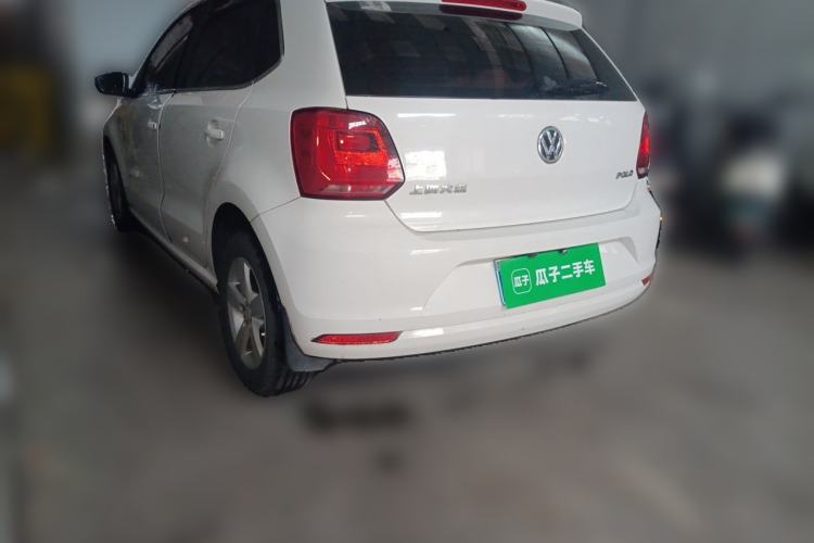 Used Volkswagen Polo 2016 1.4L Manual Fashion Model Rear Left 45 Deg
