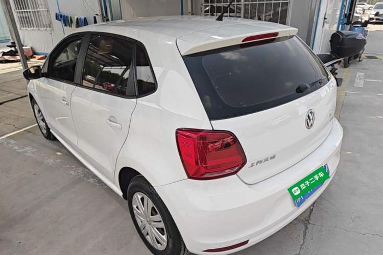 Used Volkswagen Polo 2016 1.4L Automatic Trendy Model Rear Left 45 Deg